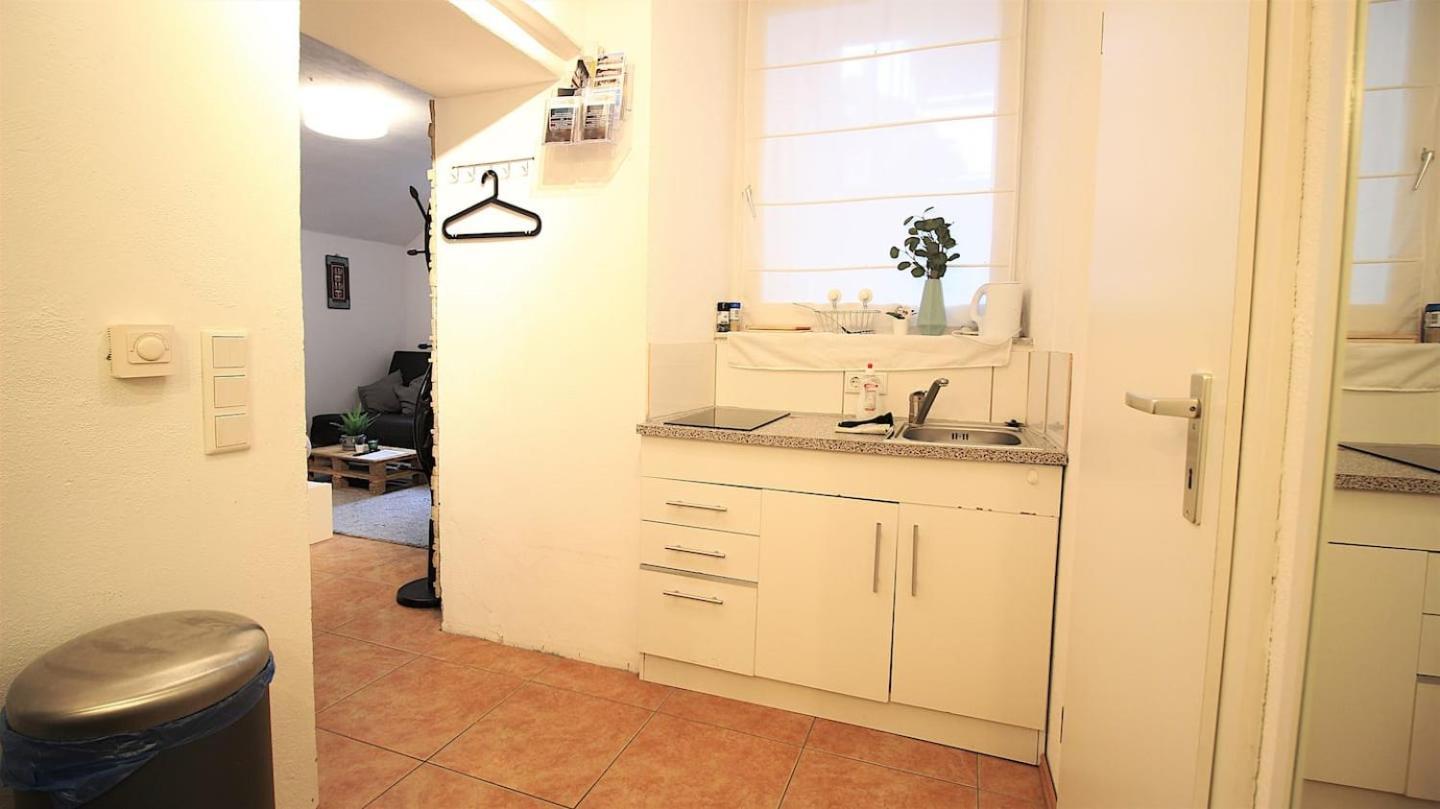 Fully Equipped Apartment Near Main Station Würzburg Buitenkant foto