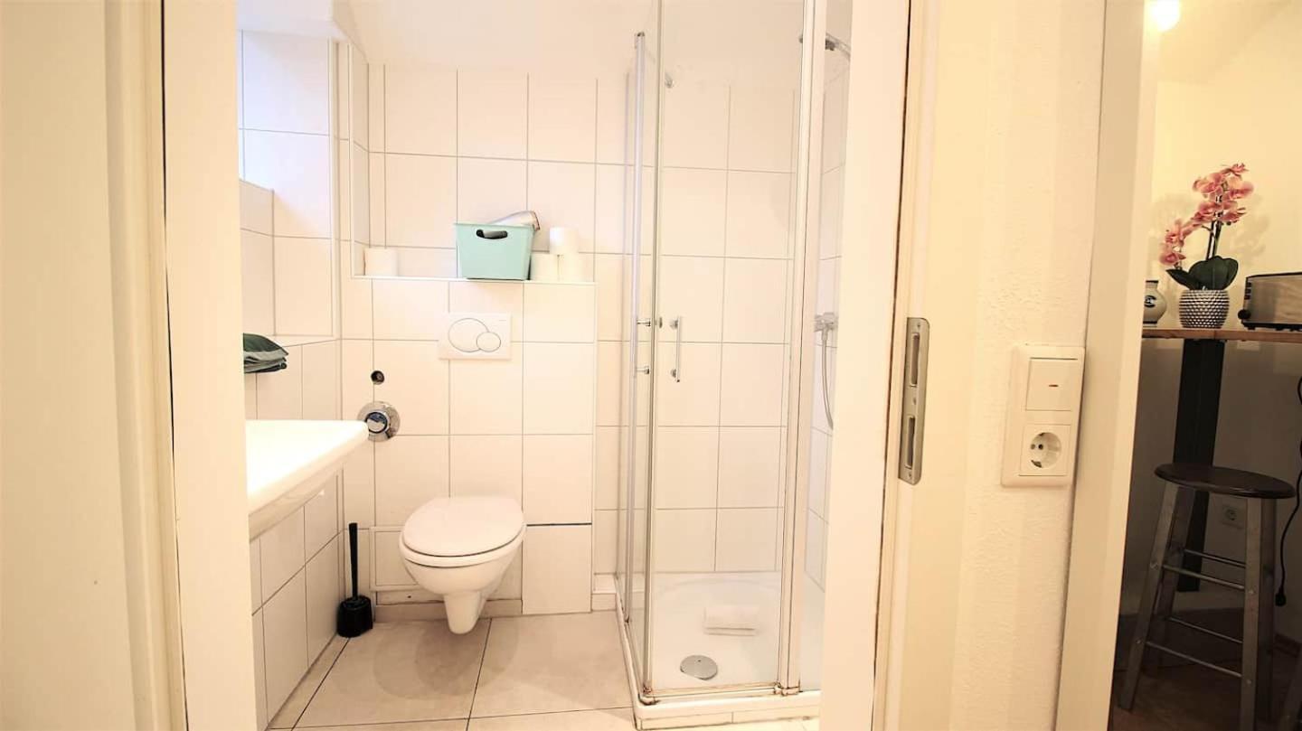 Fully Equipped Apartment Near Main Station Würzburg Buitenkant foto