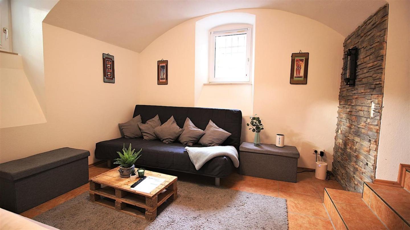 Fully Equipped Apartment Near Main Station Würzburg Buitenkant foto